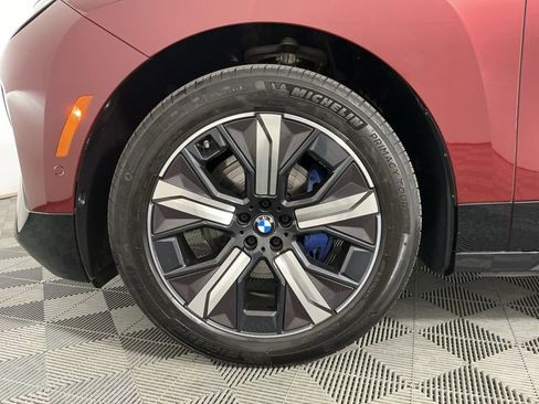Certified 2025 BMW iX xDrive50 AWD/4WD image 31