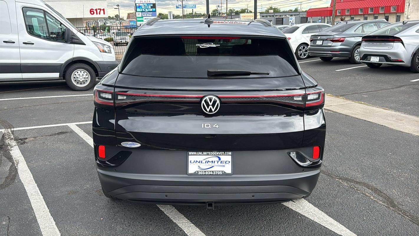 Used 2023 Volkswagen ID.4 Pro S AWD/4WD image 4