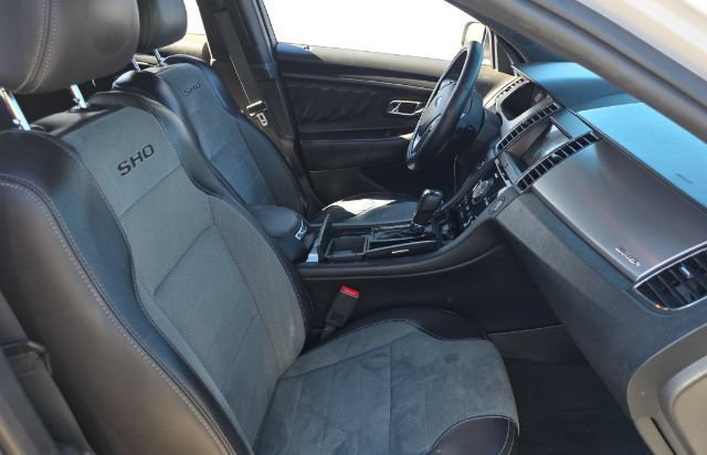Used 2018 Ford Taurus SHO w/ Driver Assist Package AWD/4WD image 4