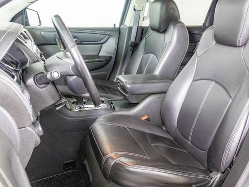 Used 2017 GMC Acadia Limited SLT image 23