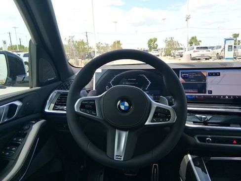 New 2026 BMW X5 sDrive40i w/ M Sport Package RWD image 9