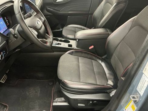 Used 2023 Ford Escape ST-Line w/ Tech Pack #1 image 13