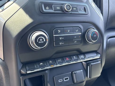 Used 2022 Chevrolet Silverado 1500 Custom RWD image 23