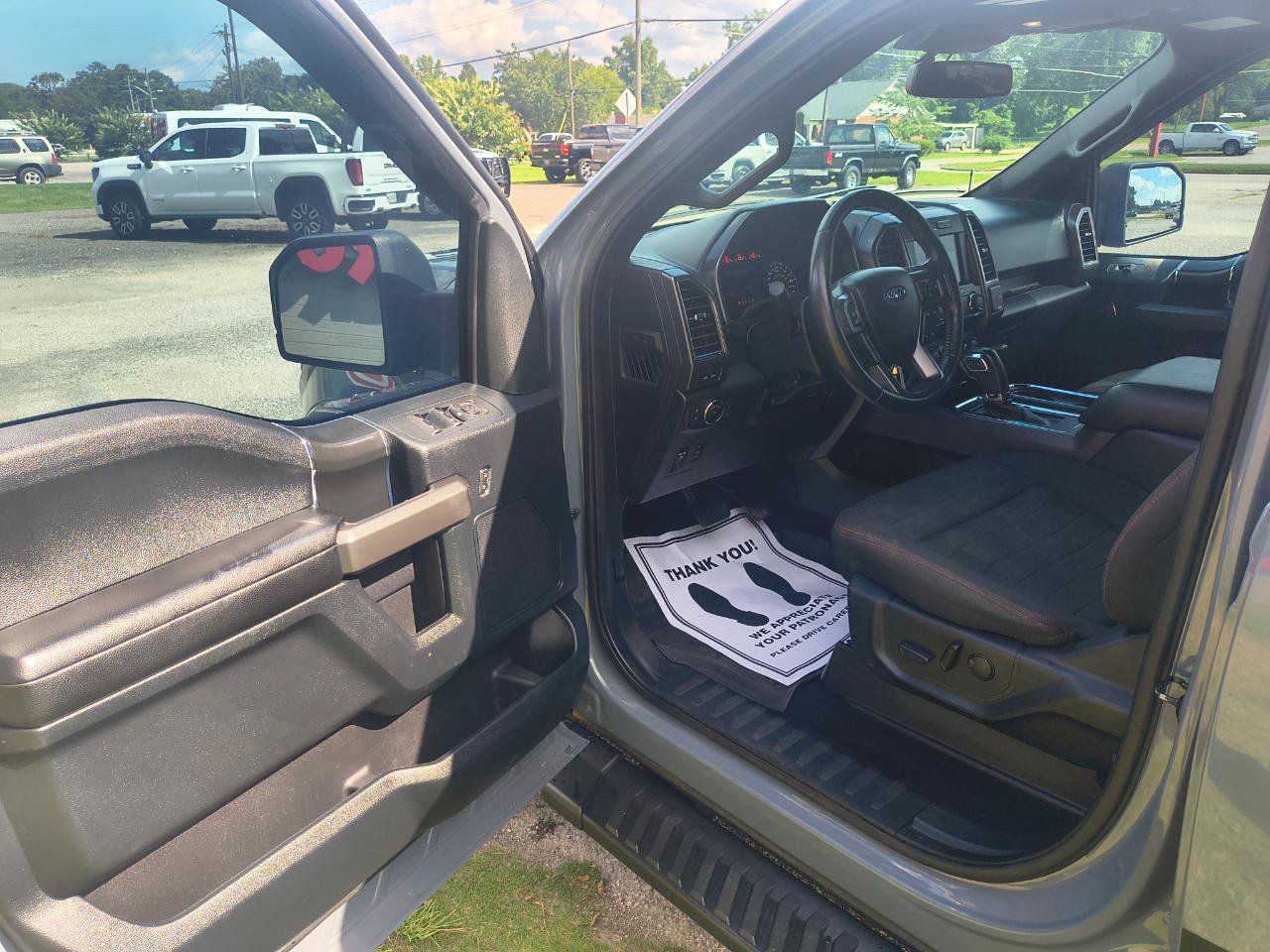 Used 2019 Ford F150 XLT w/ Equipment Group 302A Luxury AWD/4WD image 17