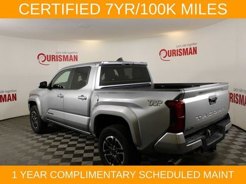Used 2024 Toyota Tacoma TRD Sport AWD/4WD image 5
