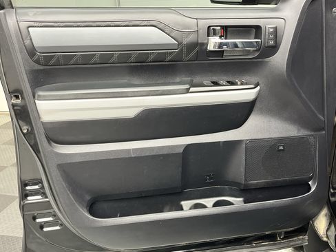Used 2021 Toyota Tundra Platinum AWD/4WD image 9