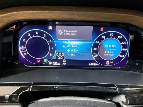 Used 2025 Volkswagen Atlas SE FWD image 16