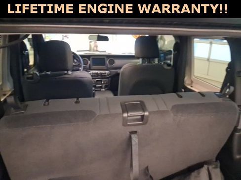 Used 2022 Jeep Wrangler Sport image 22