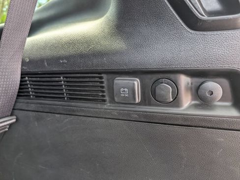 Used 2024 Jeep Wagoneer Series II w/ Flexible Seating Group AWD/4WD image 16
