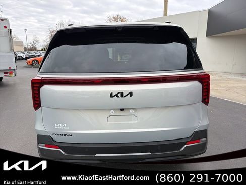 New 2026 Kia Carnival SX Prestige FWD image 7