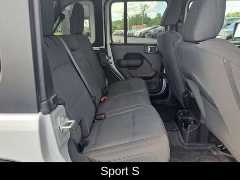 Used 2024 Jeep Wrangler Unlimited Sport AWD/4WD image 27