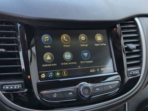 Used 2019 Chevrolet Trax LT w/ Redline Edition image 20