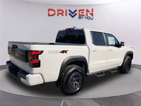 New 2026 Nissan Frontier PRO-4X w/ Pro-4x Convenience Package AWD/4WD image 5