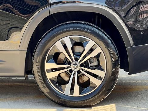 Certified 2025 Mercedes-Benz GLB 250 4MATIC image 11