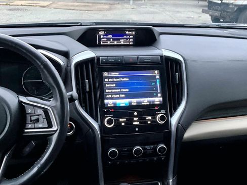 Used 2021 Subaru Ascent Touring image 7