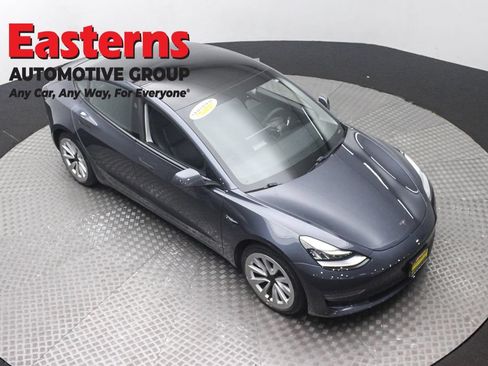 Used 2021 Tesla Model 3 Long Range AWD/4WD image 3