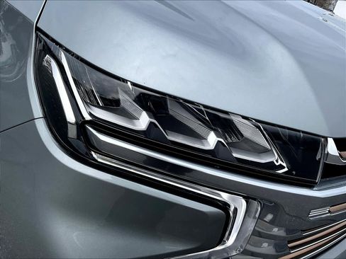 Used 2023 Chevrolet Tahoe High Country w/ Premium Package 2 image 32