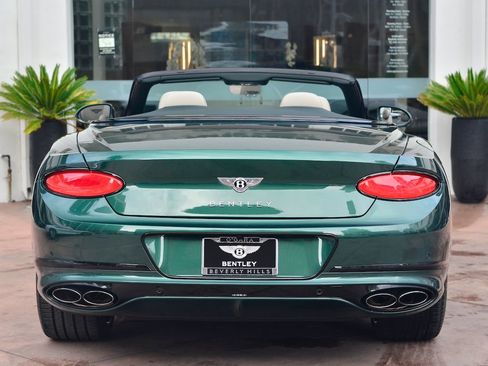 Used 2023 Bentley Continental GT Azure AWD/4WD image 11
