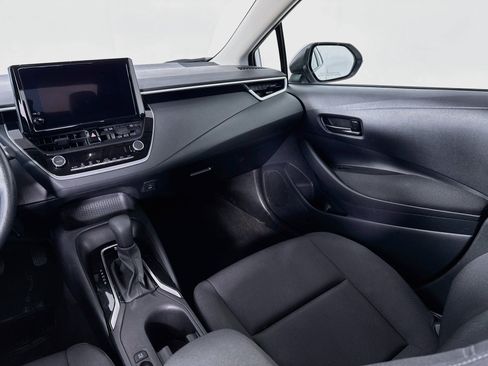 Certified 2025 Toyota Corolla LE FWD image 21