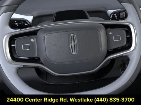 New 2026 Lincoln Navigator L Black Label AWD/4WD image 12