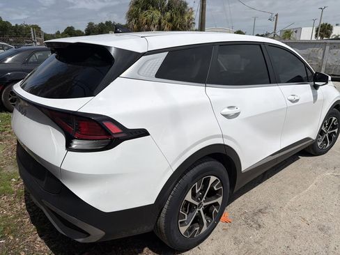 Certified 2023 Kia Sportage EX FWD image 10