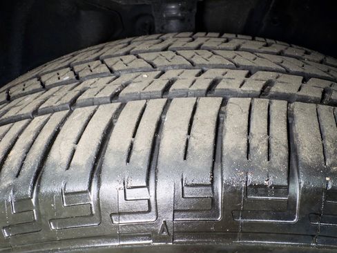 Used 2025 Lexus RZ 450e AWD/4WD image 34