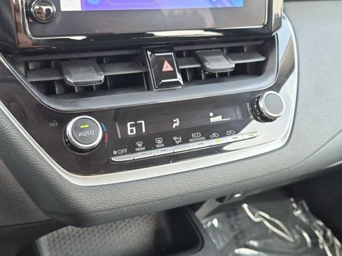 Certified 2025 Toyota Corolla LE FWD image 14