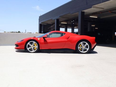 Used 2025 Ferrari 296 GTS RWD image 2