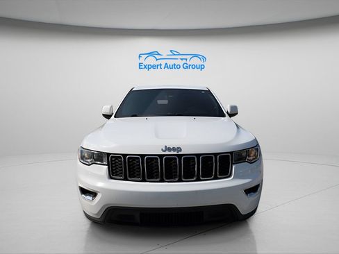 Used 2019 Jeep Grand Cherokee Laredo w/ Laredo X Package RWD image 8