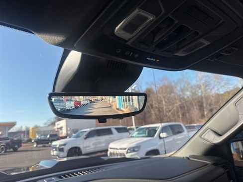 Used 2025 Chevrolet Silverado 1500 ZR2 w/ Technology Package image 20