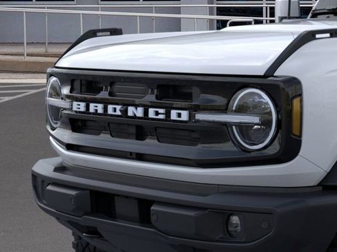 New 2026 Ford Bronco Outer Banks AWD/4WD image 19