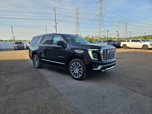 New 2026 GMC Yukon Denali image 6