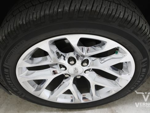 Used 2015 Cadillac Escalade ESV Luxury RWD image 10