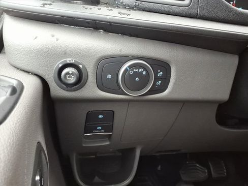 Used 2023 Ford Transit 350 XLT image 11