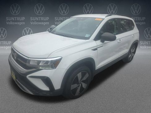 Used 2024 Volkswagen Taos S image 19