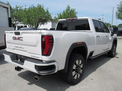 Certified 2024 GMC Sierra 2500 Denali w/ Denali Reserve Package AWD/4WD image 6
