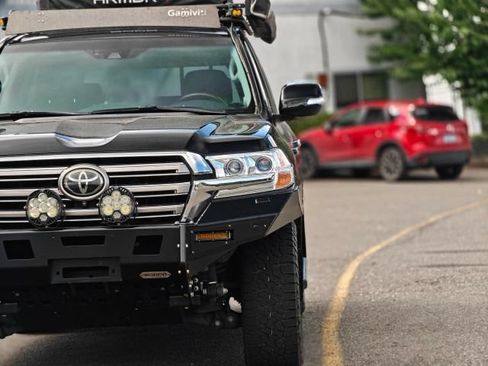 Used 2019 Toyota Land Cruiser AWD/4WD image 4