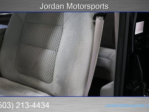 Used 2001 Ford F350 XLT image 74