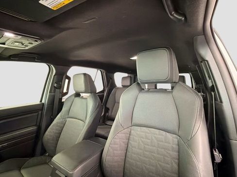 Certified 2025 Toyota 4Runner TRD Off-Road Premium AWD/4WD image 19