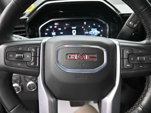 Used 2024 GMC Sierra 1500 Elevation AWD/4WD image 6
