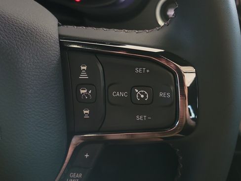 Certified 2024 RAM 1500 Limited AWD/4WD image 24
