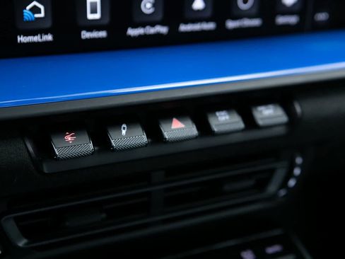 Certified 2022 Porsche 911 GT3 image 25