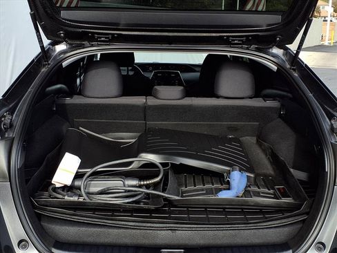 Used 2021 Toyota Prius Prime LE w/ Carpet Mat Package (TMS) image 19