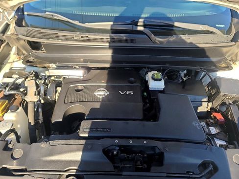 Used 2013 Nissan Pathfinder SL w/ SL Premium Pkg image 25