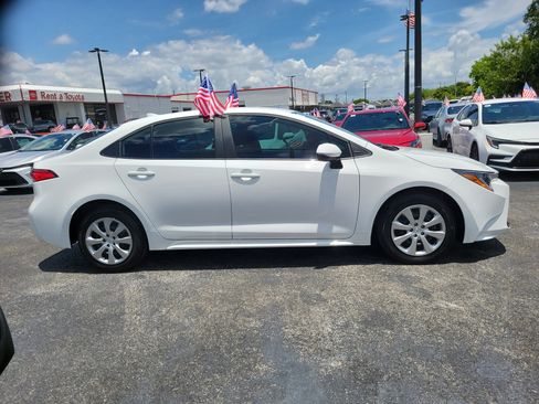 Used 2026 Toyota Corolla LE FWD image 13