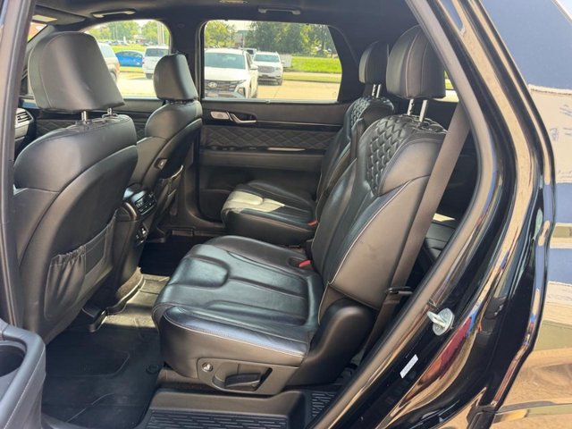 Used 2021 Hyundai Palisade Calligraphy w/ Winter Package FWD image 9