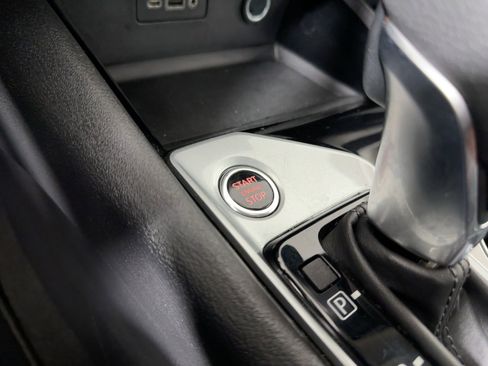 Used 2024 Nissan Altima 2.5 SV image 25