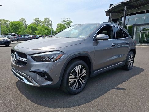 New 2025 Mercedes-Benz GLA 250 4MATIC image 3