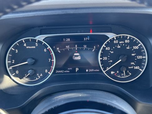 Used 2023 Nissan Rogue SL w/ SL Premium Package image 24