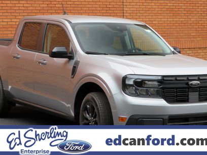 New 2024 Ford Maverick Lariat w/ Black Appearance Package